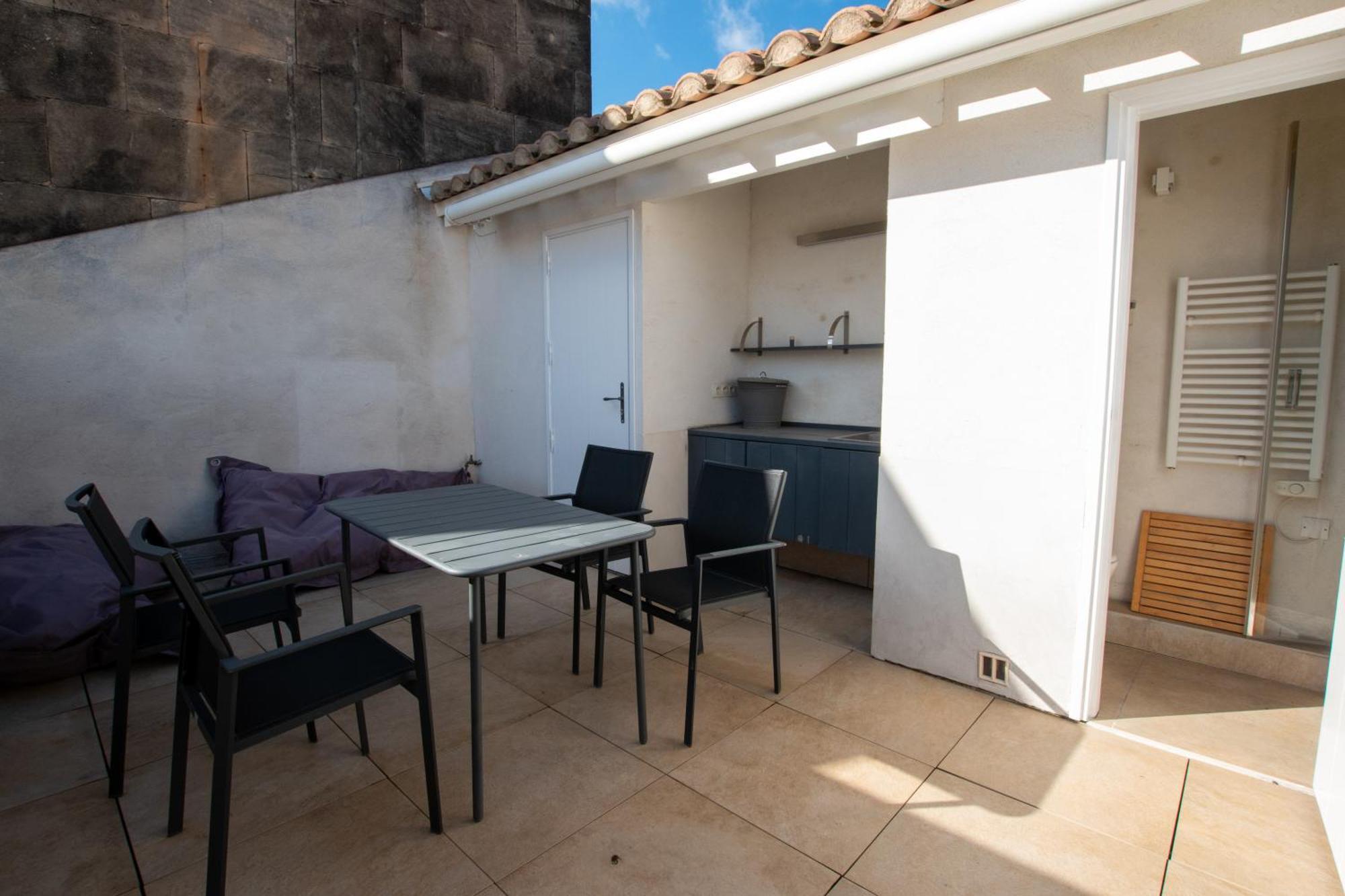 L'Escale - Clim, Terrasse Apartment Arles Bagian luar foto